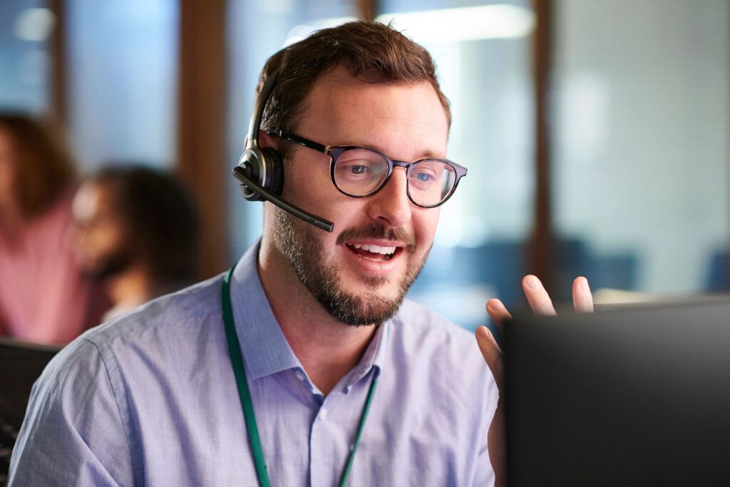tech support Caucasian males office